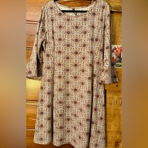 Massini Long Sleeve Dress in Cream and Brown🧡